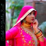 Sadak P Dekhu Baat - Arfeena Khan Song Download